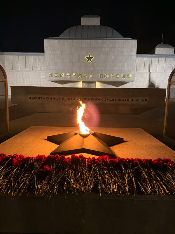 Evening documentation of WWII Victory Memorial Complex in Krasnoyarsk