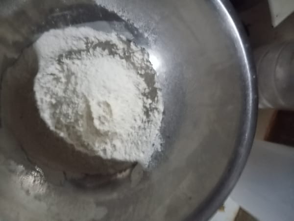 Flour preparation documented in Venezuelan kitchen