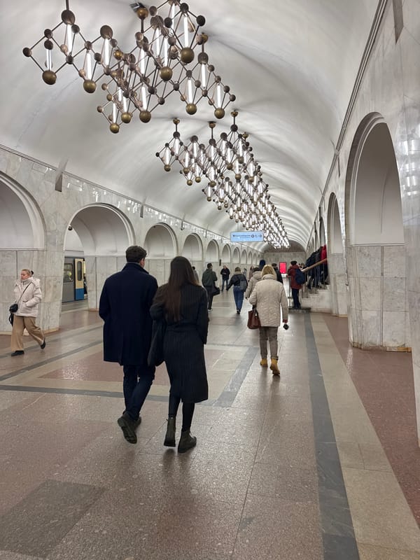 Busy subway operations documented in Khimki, Russia