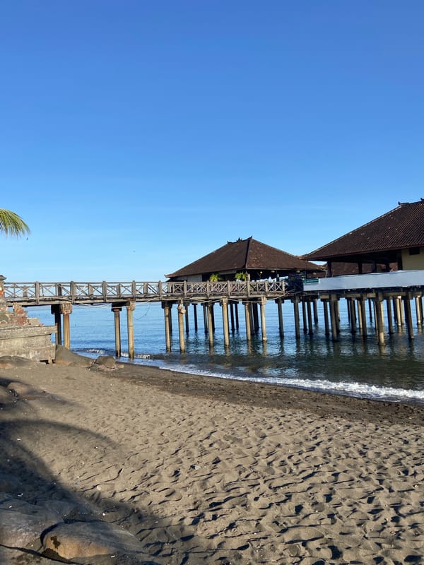 Clear evening documented at Buleleng beach, Indonesia