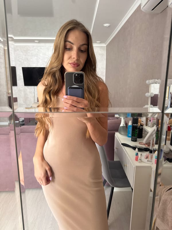 Morning selfie session in Sochi with outfit changes