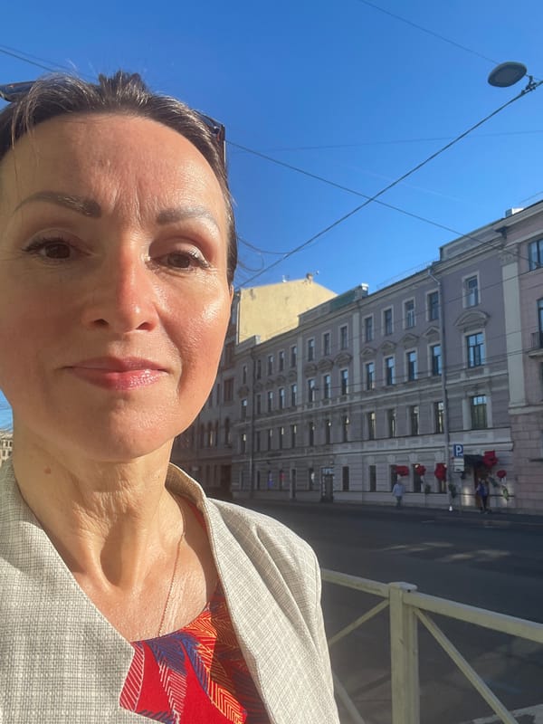 Morning stroll through Saint Petersburg's historic city center