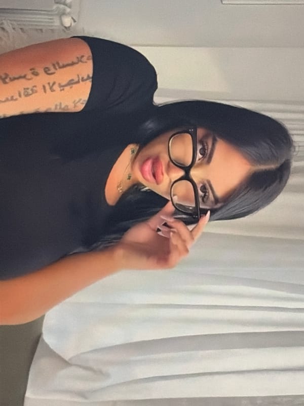 Quick selfie session with playful expressions and close-up shots