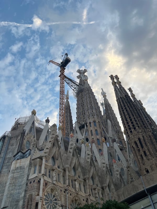 Evening stroll around Sagrada Família, Barcelona
