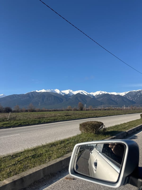 Driver documents morning journey through Razlog, Bulgaria