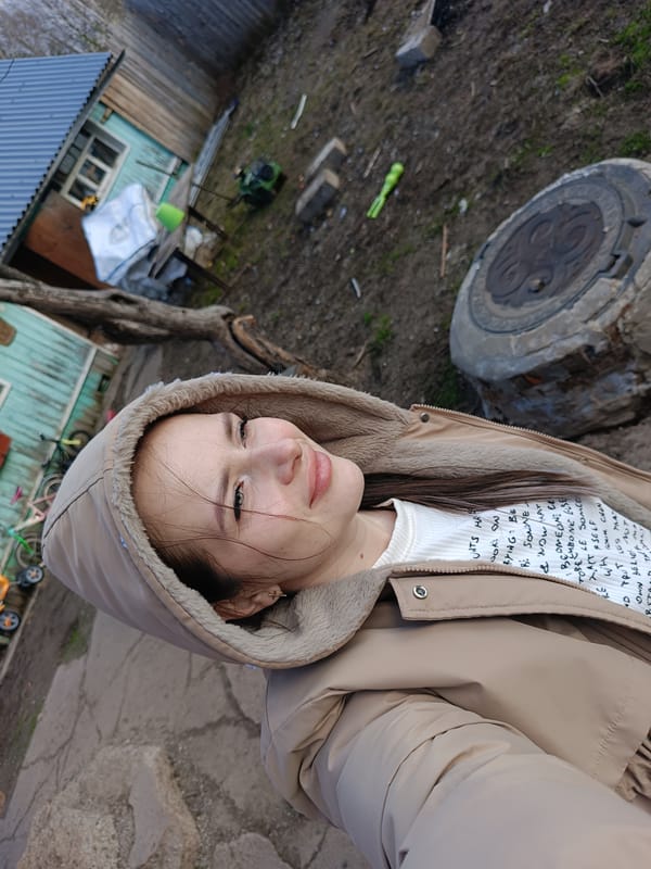 Casual portraits and pet footage captured in Rusalevka