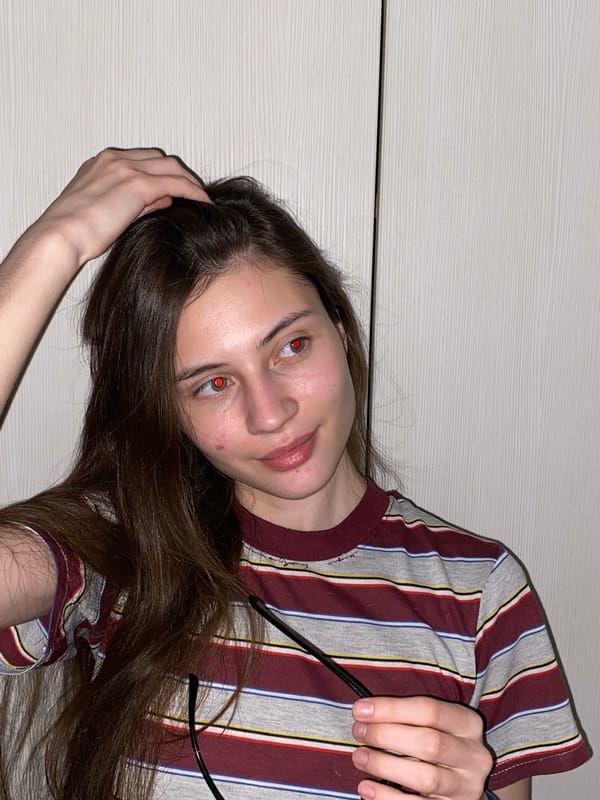 Young woman documents personal selfie session in Votkinsk, Russia