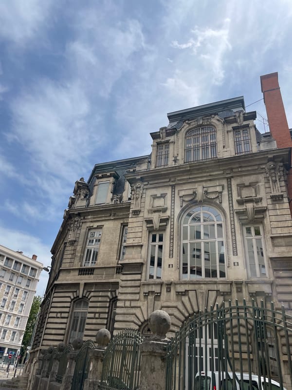 Historic and modern architecture side by side in Lyon