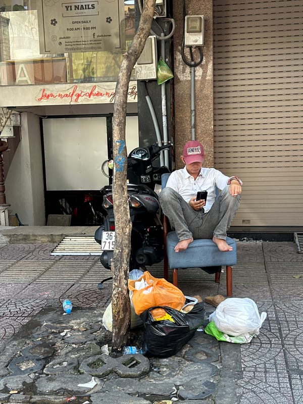 Morning street life captured in Thủ Đức, Vietnam