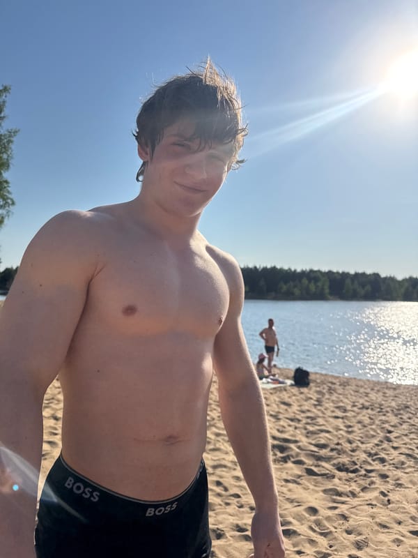 Beach day captured in selfies at Novyi lakeside