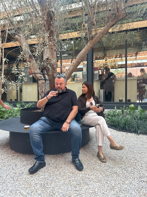 Coffee shop interior scenes documented in Mexico City