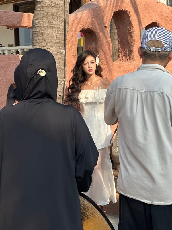 Photography session with woman in white dress in Đà Nẵng