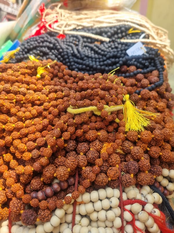 Daily life scenes documented in Puttaparthi religious town