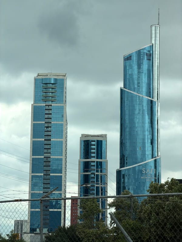 Glass buildings documented in San Pedro Garza García