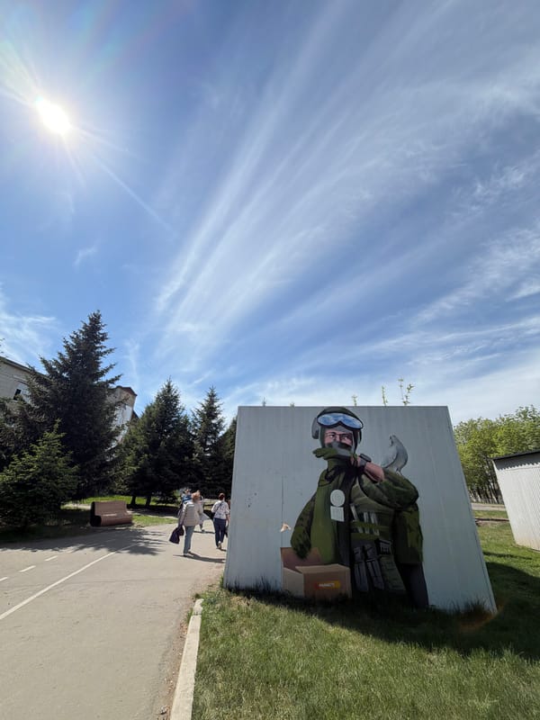 Morning street life documented in Birobidzhan, Russia