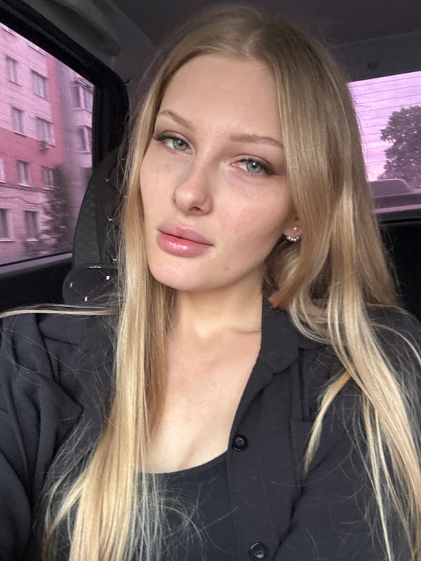 Woman photographed near Zolla store in Perm shopping center