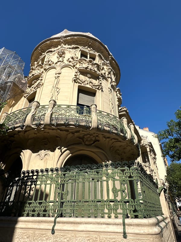 Morning architectural documentation in central Madrid streets