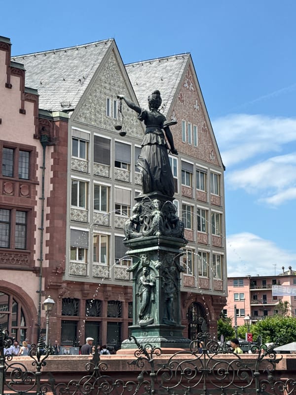 Afternoon stroll through Frankfurt's historic Old Town core