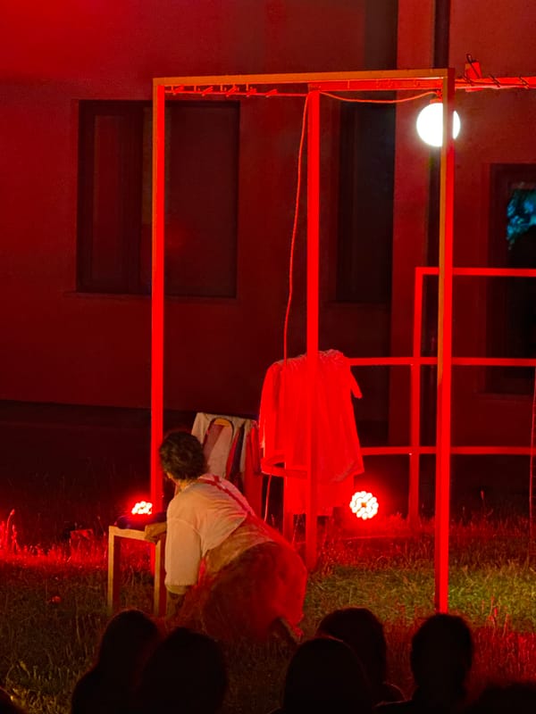 Red-lit art installation draws attention in Santa Maria da Feira
