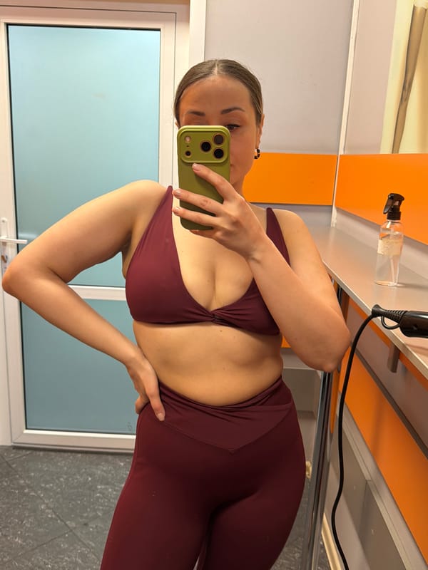 Gym-goers document workout sessions, selfies in Krasnoyarsk fitness center