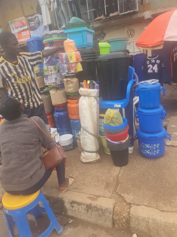 Bukuru street market in full swing on a Sunday afternoon
