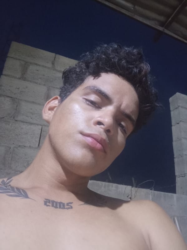 Evening snapshots capture daily life across Venezuelan towns