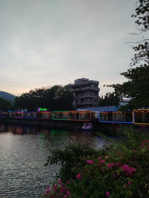 Daily life scenes documented across Ho Chi Minh City