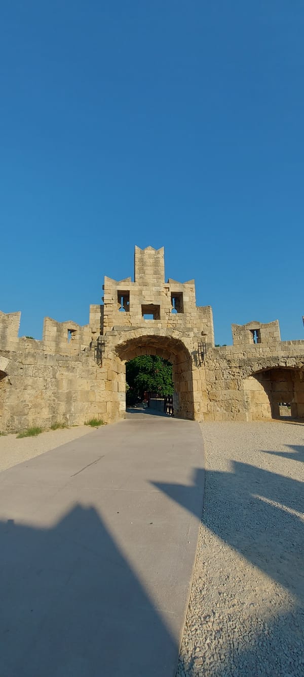 Medieval gates and cruise ships: a minute in Rhodes