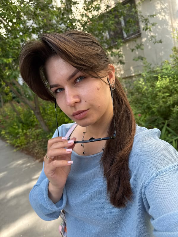 Street-level stroll with selfies, animals, and urban details