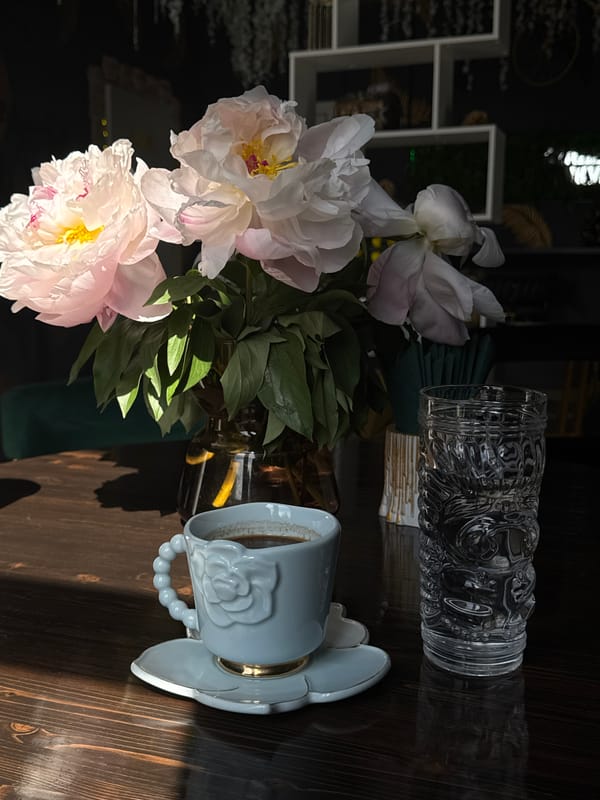 Peony arrangement spotted in Krasnodar café interior