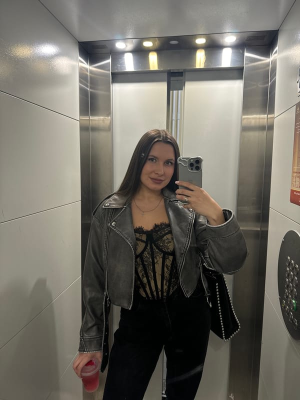 Woman takes elevator selfies in Odintsovo, Russia