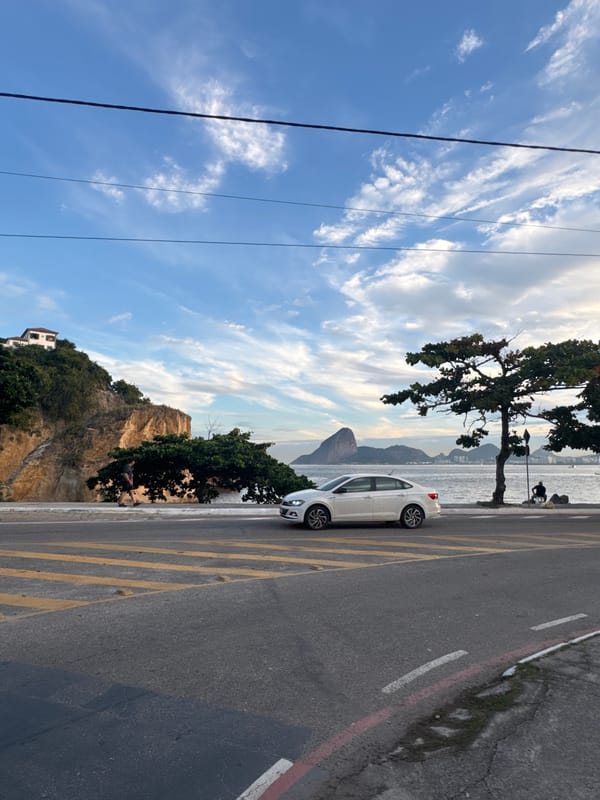 Niterói at dusk: bay views, beaches, and city landmarks