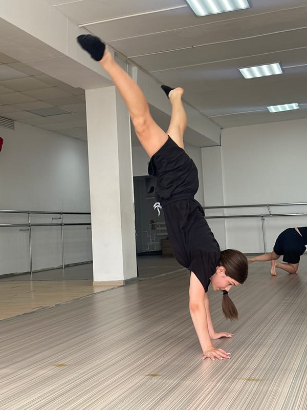 Handstand split held in a Votkinsk dance studio