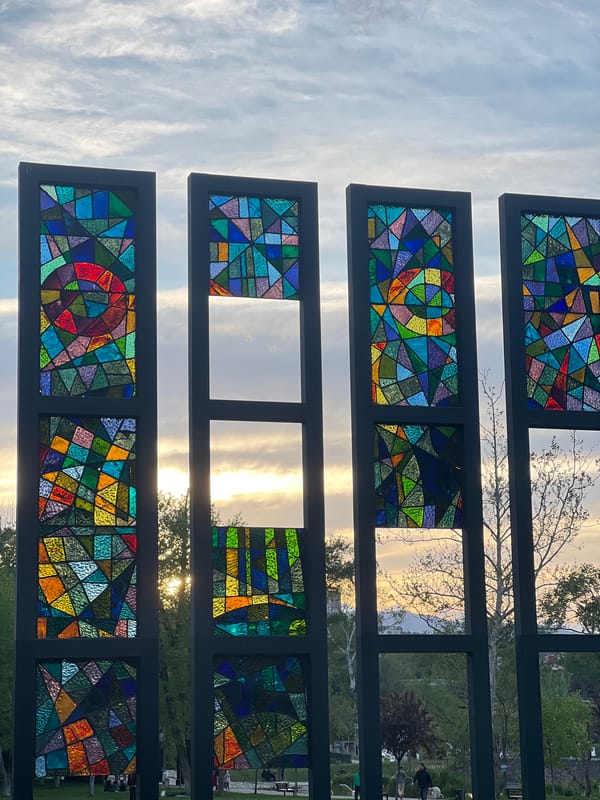 Spring blooms and art installations documented in Tbilisi parks