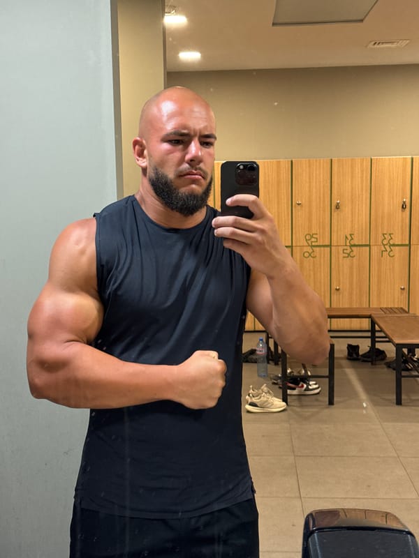 Post-workout mirror selfie in a Sofia gym locker room