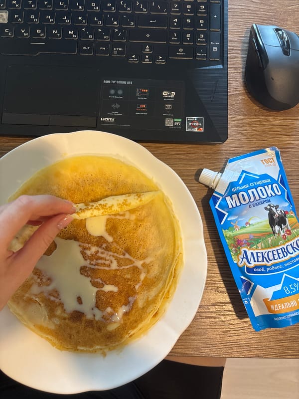 Morning life captured in Choeng Thale: motorbike, food, traffic