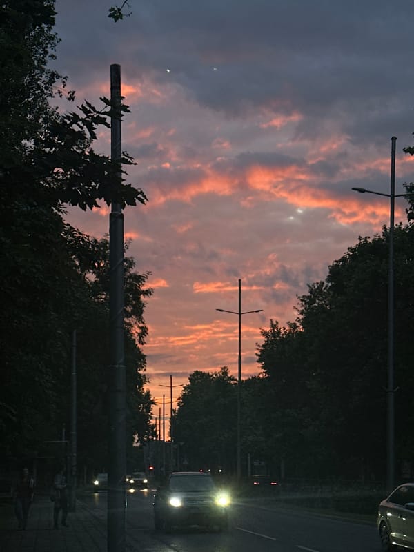 Urban daily life captured across 90 minutes