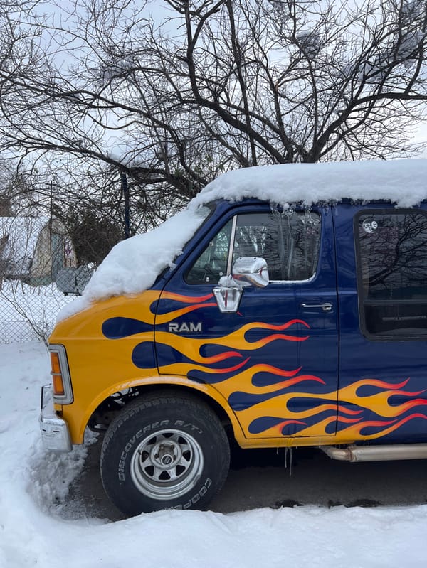 Custom two-tone van spotted in snowy Belgrade street