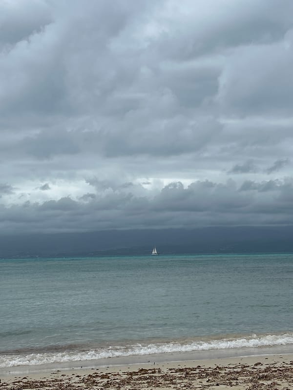 Afternoon beach scenes captured in Le Gosier, Guadeloupe