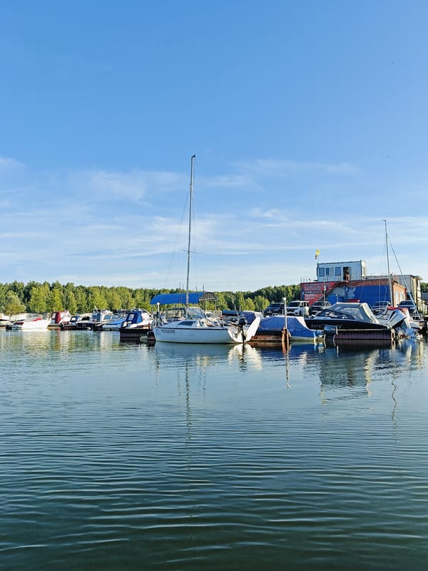 Lazy summer day at Chaikovsky's Kama River marina