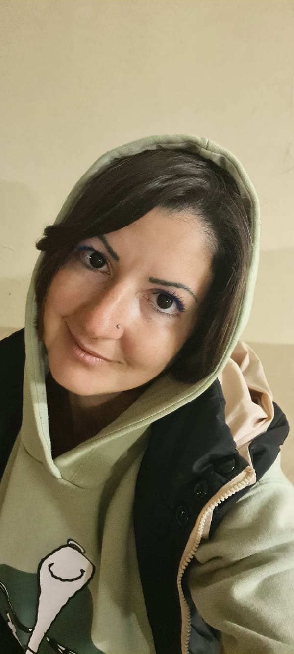 Woman photographed in casual portraits in Nahariyya, Israel