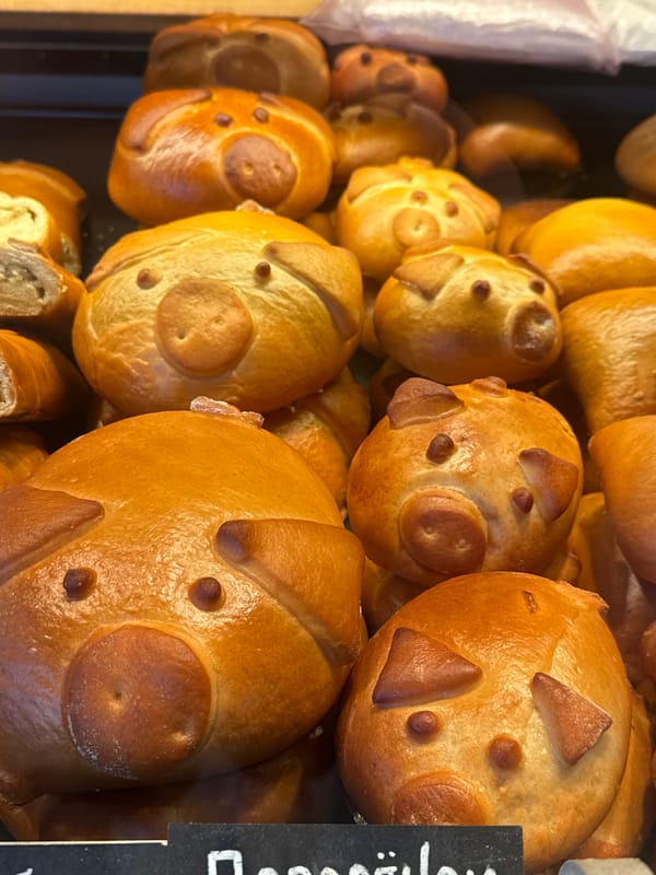 Saint Petersburg Burger King displays documented by witnesses