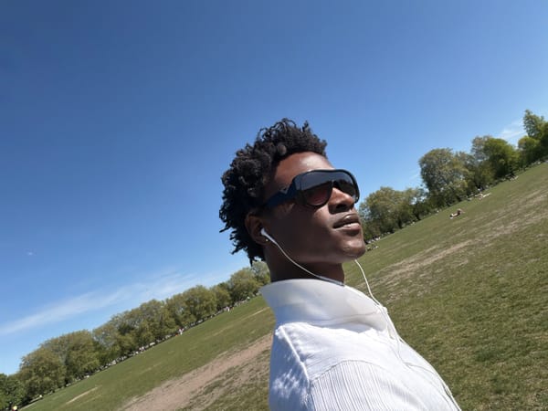 Two people spotted enjoying afternoon in Hyde Park, London