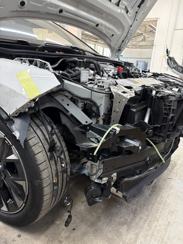 Auto shop in Burgas conducts routine vehicle repairs