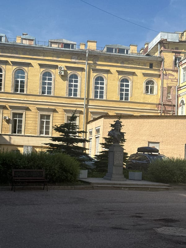 Early morning photo walk through central Saint Petersburg landmarks