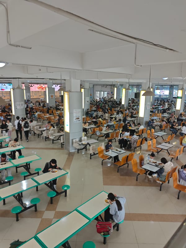 Early morning cafeteria activity documented in Chongqing High-tech Zone