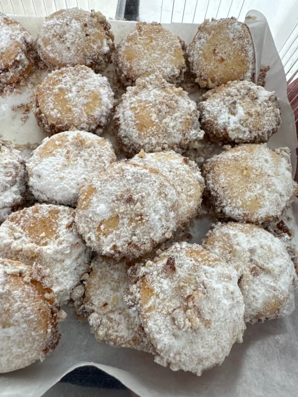 Powdered sugar pastries documented in Tlaxcalancingo, Mexico