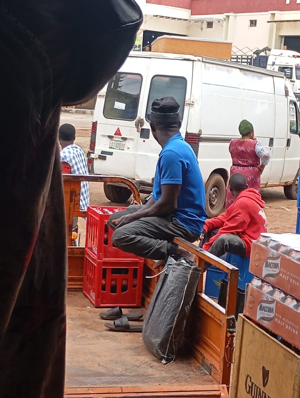 Street life and goods distribution in Shendam, Nigeria