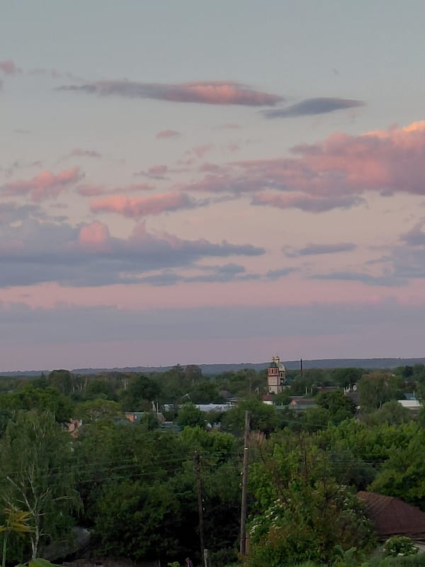 Golden hour landscape photography session captures rural scenes