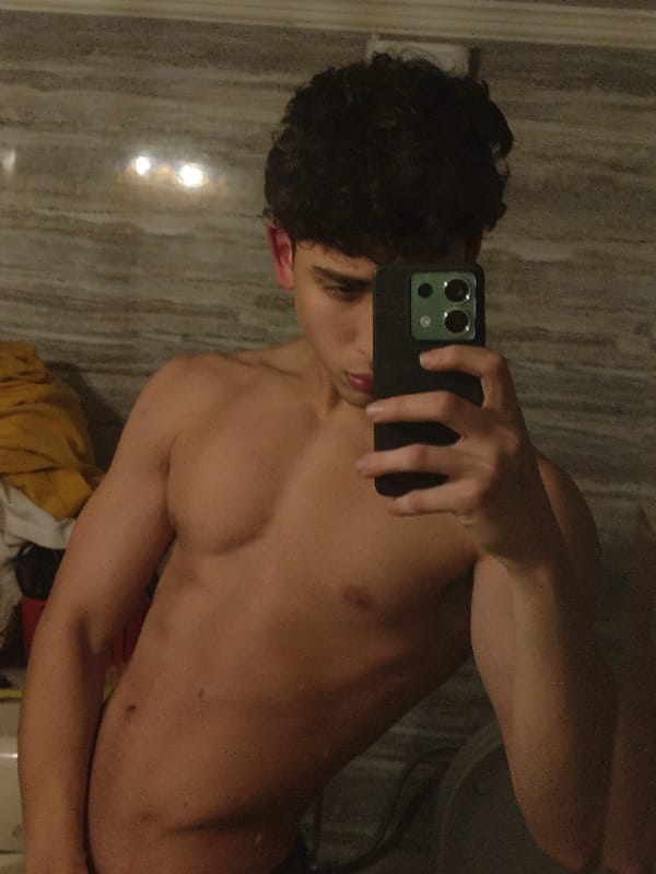 Individual takes multiple bathroom selfies in Syria